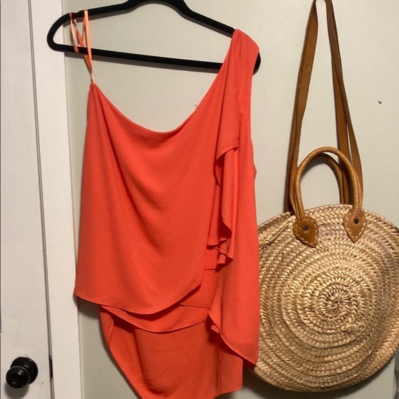 BCBGMaxAzria Lana One Shoulder Vibrant Ambrosia Coral Drapped Top large - Picture 1 of 4